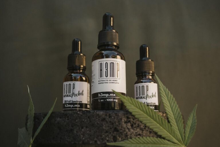 Tout savoir sur le HHC, le nouveau cannabinoïde