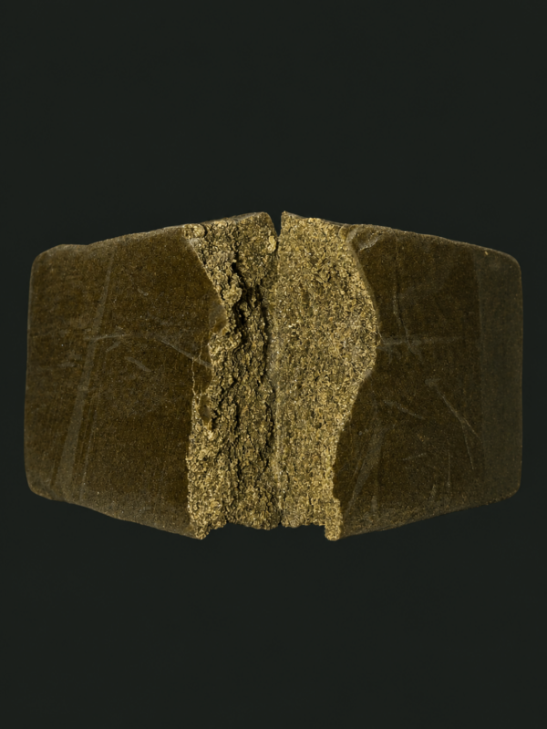 résine cbd critical 3x filtrée texture souple hash premium gros plan